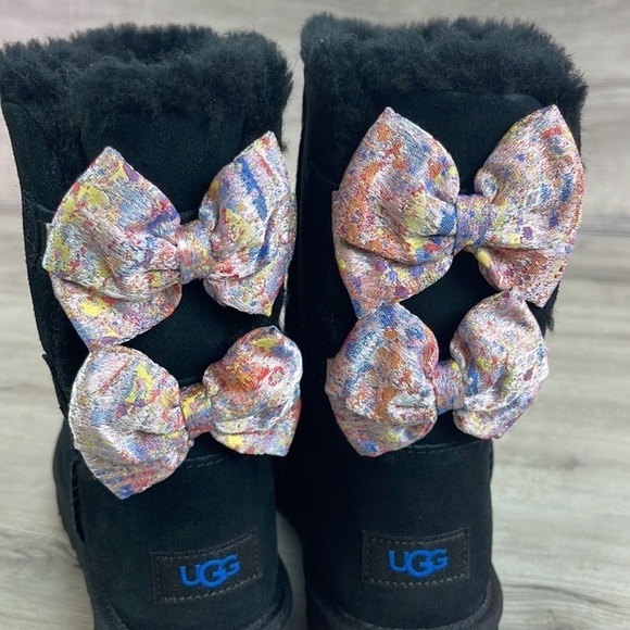 🍁UGG🍁 W BAILEY BOW ABSTRACT SPLATTER BOOTS - Picture 12 of 13